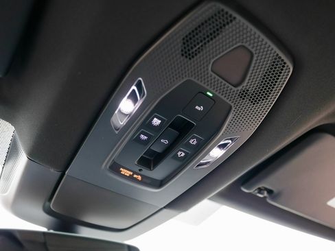 New 2025 Porsche Macan 4S Electric image 21