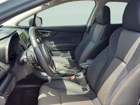 Used 2019 Subaru Crosstrek 2.0i Premium AWD/4WD image 9