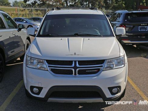 Used 2012 Dodge Journey SXT w/ Navigation & Sound Group I image 12