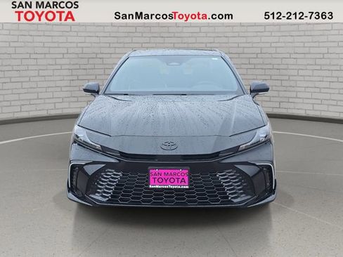 New 2026 Toyota Camry Hybrid image 2