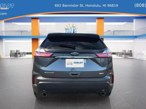 Used 2021 Ford Edge Titanium w/ Cargo Accessory Package FWD image 9