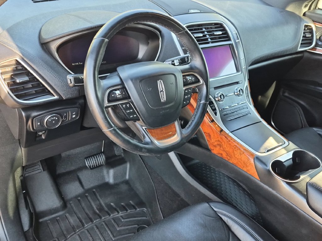 Used 2020 Lincoln Nautilus Reserve AWD/4WD image 12
