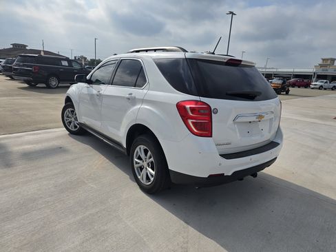 Used 2017 Chevrolet Equinox LT FWD image 5