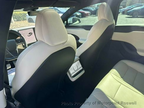 Used 2024 Tesla Model S AWD image 18