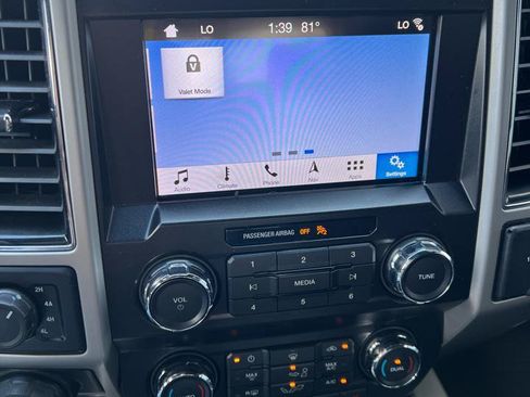 Used 2019 Ford F150 Lariat AWD/4WD image 34