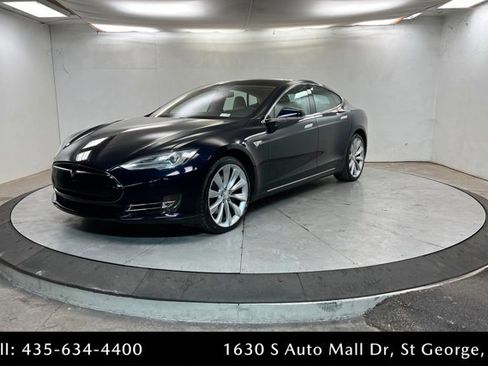 Used 2013 Tesla Model S Performance image 1