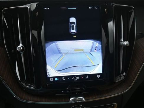 Used 2024 Volvo XC60 T8 Ultimate w/ Protection Package Premier image 3