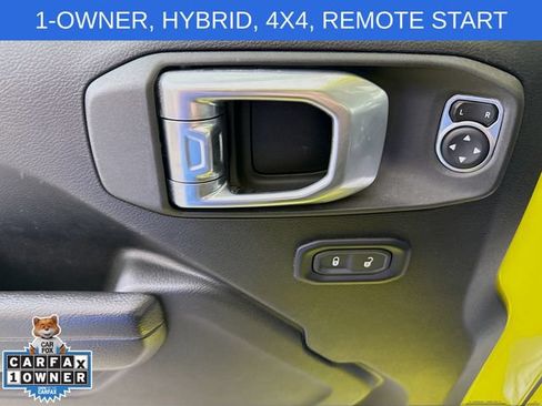 Used 2023 Jeep Wrangler Unlimited AWD/4WD image 17