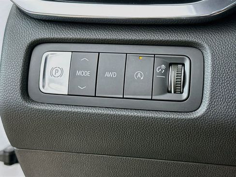 Used 2024 GMC Acadia Denali w/ Super Cruise Package AWD/4WD image 28
