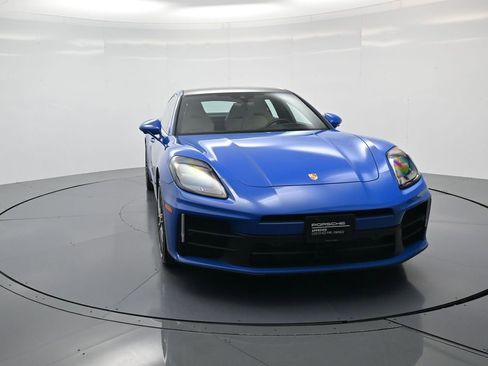Used 2024 Porsche Panamera 4 image 33