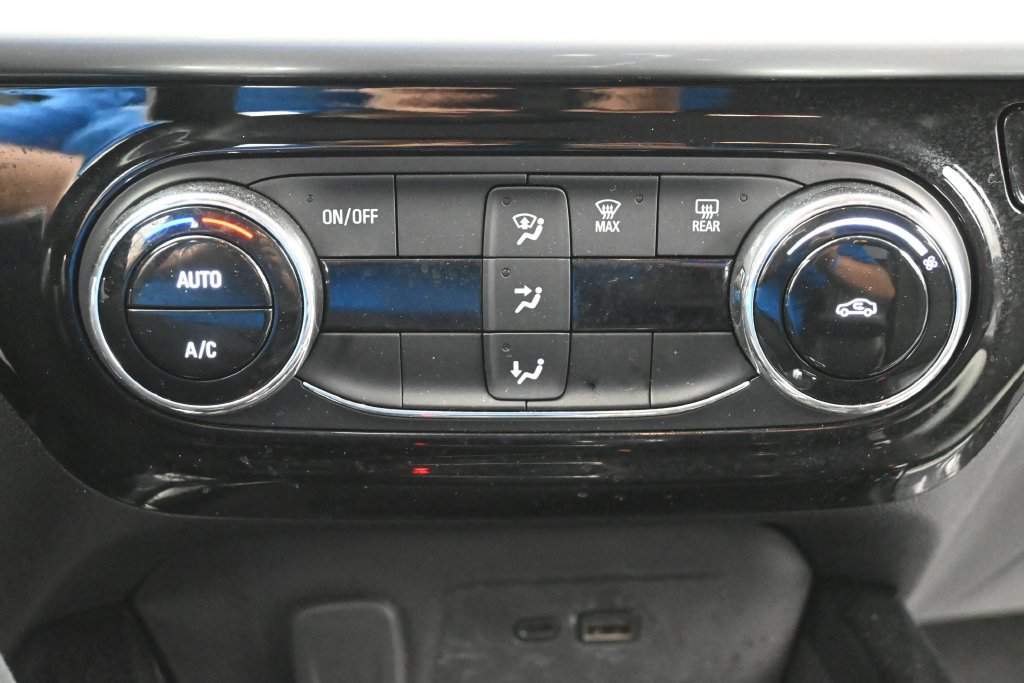 Certified 2026 Chevrolet Trax LT FWD image 21
