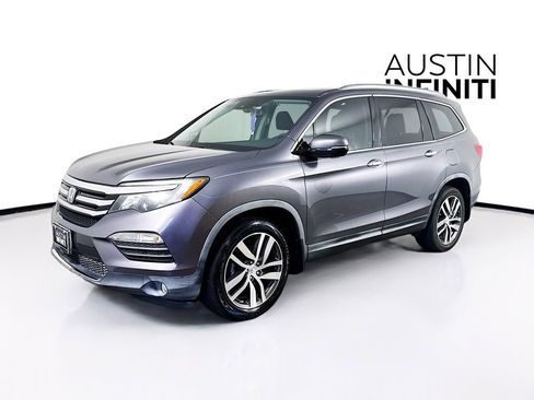 Used 2017 Honda Pilot Elite image 3