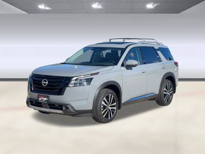 New 2025 Nissan Pathfinder Platinum