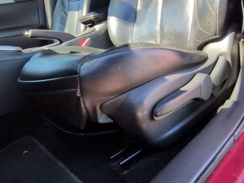 Used 2015 Nissan Sentra SR w/ SR Premium Package FWD image 15