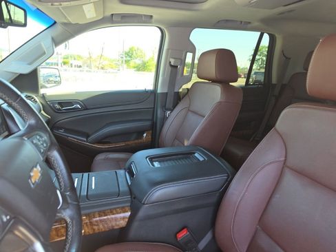 Used 2020 Chevrolet Tahoe Premier w/ Premier Plus Edition AWD/4WD image 28