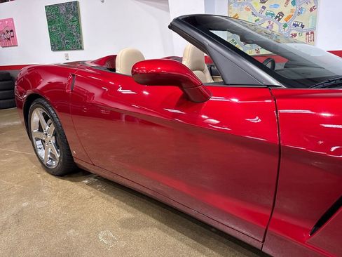 Used 2008 Chevrolet Corvette Convertible w/ Preferred Equipment Group RWD image 31
