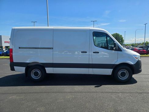 New 2026 Mercedes-Benz Sprinter 2500 image 7