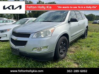 Used 2012 Chevrolet Traverse LS image 1
