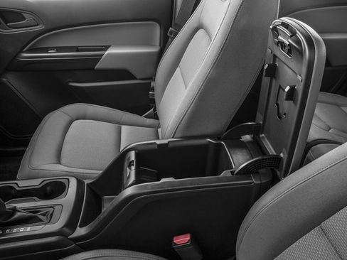 Used 2017 Chevrolet Colorado W/T w/ WT Convenience Package RWD image 18
