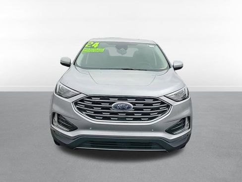 Used 2024 Ford Edge Titanium image 2