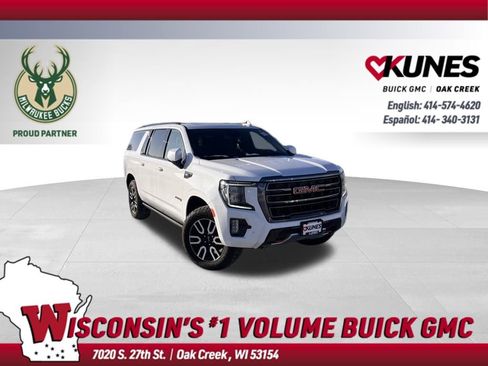 Used 2023 GMC Yukon XL AT4 image 1