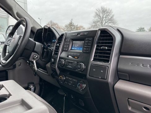 Used 2019 Ford F350 XLT w/ XLT Value Package image 12