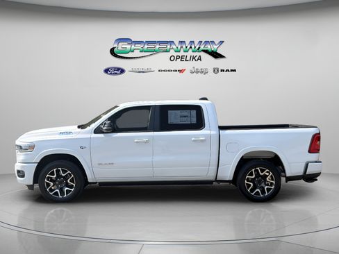 New 2026 RAM 1500 Laramie AWD/4WD image 4