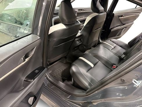 New 2026 Toyota Camry SE w/ Convenience Package image 10