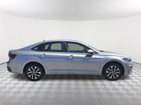 Used 2025 Volkswagen Jetta S FWD image 22