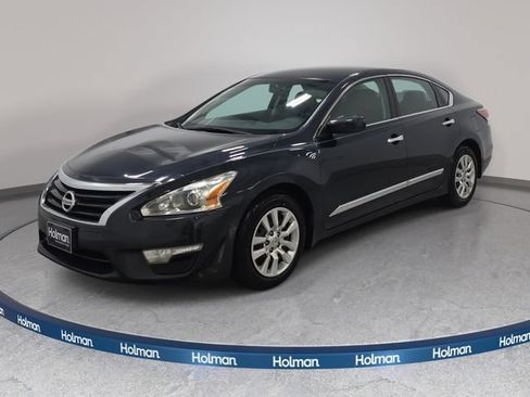Used 2015 Nissan Altima 2.5 S w/ Power Driver Seat Package FWD image 1