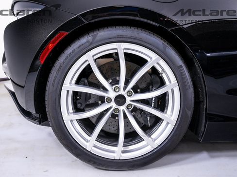 Used 2025 McLaren Artura Spider RWD image 17
