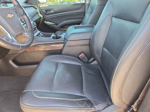 Used 2019 Chevrolet Tahoe LT AWD/4WD image 17
