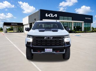 Used 2023 Chevrolet Silverado 1500 ZR2 w/ Technology Package AWD/4WD video 2