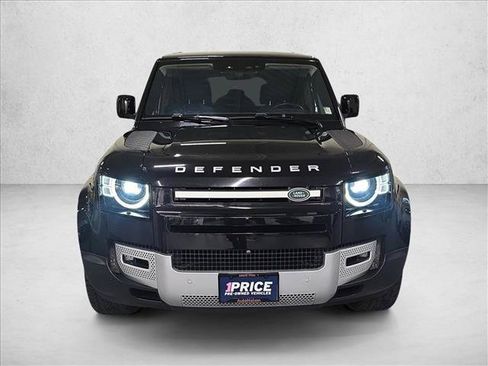 Used 2020 Land Rover Defender 110 SE AWD/4WD image 2