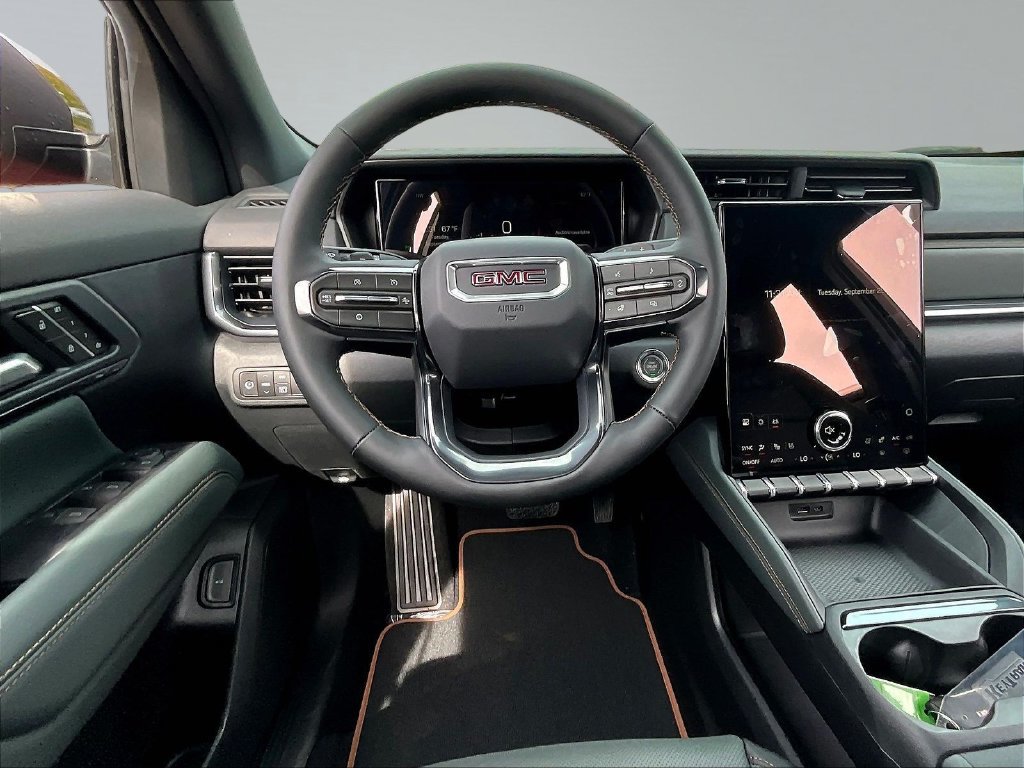 New 2027 GMC Terrain AT4 w/ Convenience Package III AWD/4WD image 18