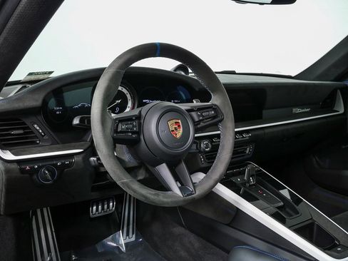 Certified 2023 Porsche 911 Dakar image 4