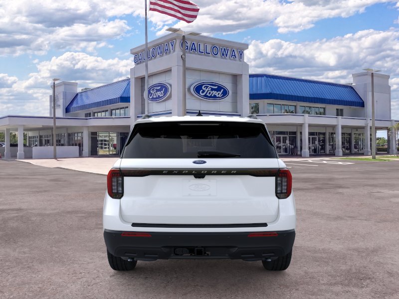 New 2026 Ford Explorer Active RWD image 5