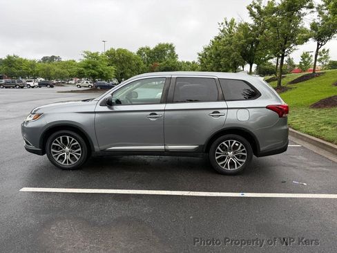 Used 2017 Mitsubishi Outlander ES FWD image 8