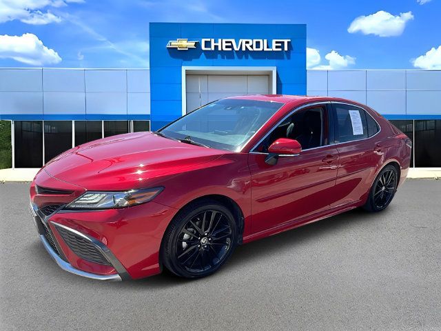 Used 2021 Toyota Camry XSE w/ Carpet Mat Package (TMS) FWD image 7