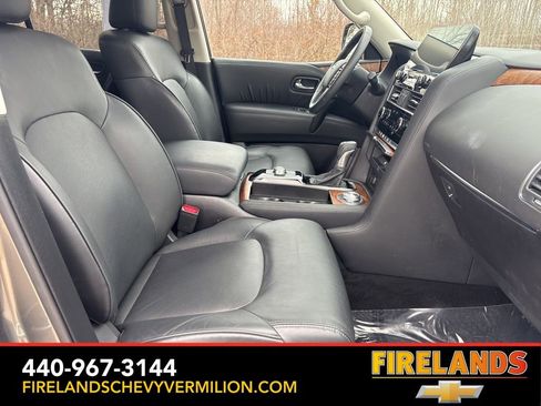 Used 2024 Nissan Armada SL AWD/4WD image 34
