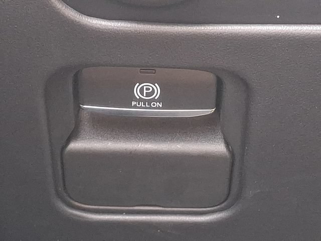 Used 2023 Jeep Grand Wagoneer Series III w/ Rear Seat Video Group 1 AWD/4WD image 25