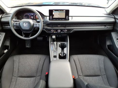 Used 2025 Honda Accord LX image 9