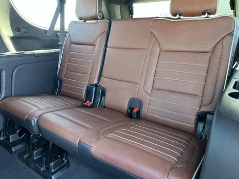 Used 2024 GMC Yukon XL Denali Ultimate image 21