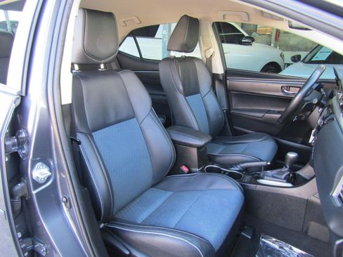 Used 2016 Toyota Corolla image 11