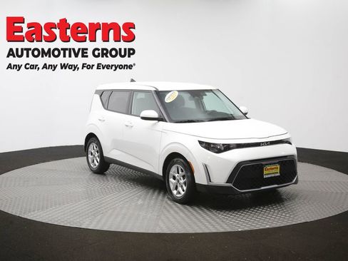Used 2024 Kia Soul LX w/ Option Group 015 FWD image 49