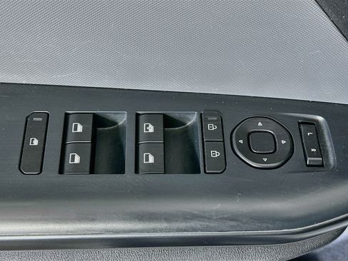 Used 2025 Kia K4 FWD image 15