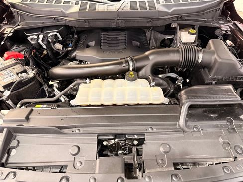 Used 2021 Ford F150 Lariat w/ Equipment Group 502A High AWD/4WD image 6