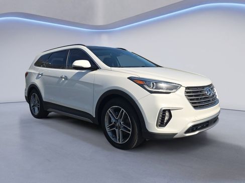 Used 2017 Hyundai Santa Fe Limited image 7
