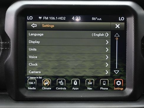Used 2023 Jeep Wrangler Unlimited Sahara w/ Cold Weather Group AWD/4WD image 27