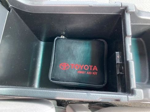 Used 2003 Toyota 4Runner SR5 AWD/4WD image 30